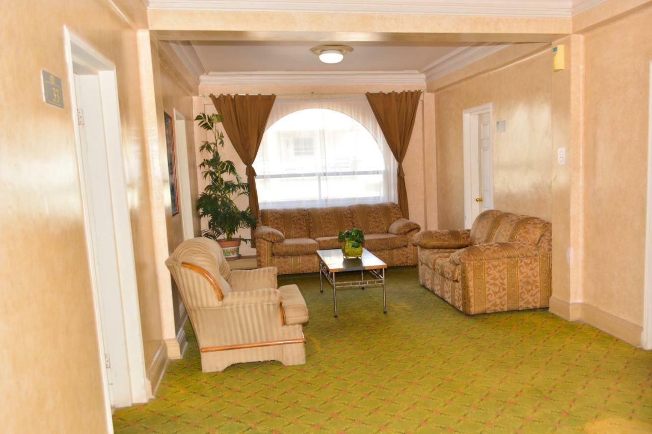 Hotel Baeza Delicias Exteriör bild